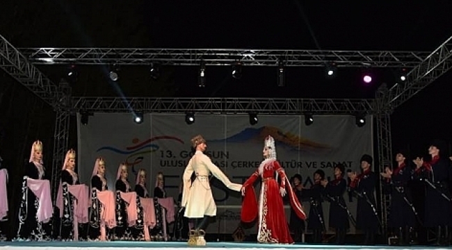 'FESTİVALLER ŞEHRİ' OLARAK ANILMAYI HAK EDİYORUZ