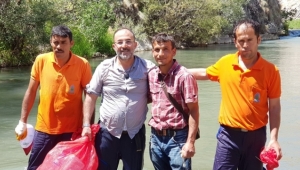 BAŞKAN İŞE KENDİSİ EL ATTI..