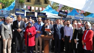 ADNAN MENDERES VE ARKADAŞLARI, ŞEREFLİ BİR DAVANIN ŞEHİTLERİ OLARAK TARİHE GEÇMİŞLERDİR