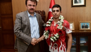 BU GURUR BÜYÜKŞEHİRİN...