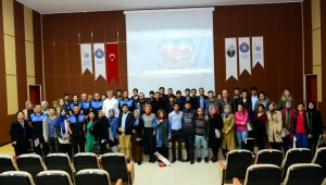 EMNİYET KSÜ’DE “GENÇLERİN SUÇA YÖNELİMİNİN ENGELLENMESİ” KONFERANSI VERDİ