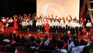 SANKO OKULLARINDA CUMHURİYET COŞKUSU