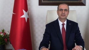 “BAŞKOMUTAN GAZİ MUSTAFA KEMAL ATATÜRK, SİLAH ARKADAŞLARI VE AZİZ ŞEHİTLERİMİZİ BİR KEZ DAHA RAHMETLE VE MİNNETLE ANIYORUZ” 