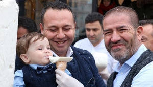USTASINDAN KAR ALTINDA DONDURMA..