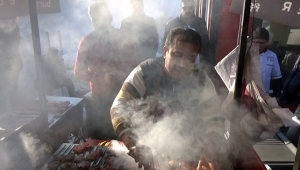 ESNAFLARDAN BAŞKAN ERKOÇ’A TEŞEKKÜR..