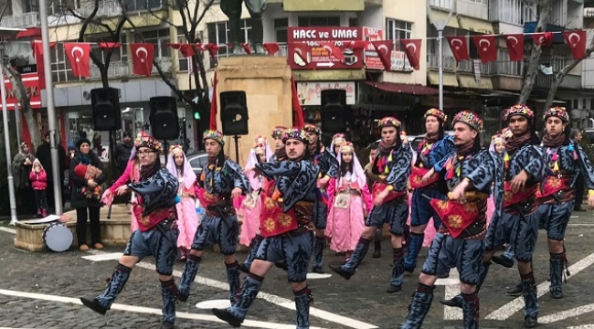 HALK OYUNLARI GÖSTERİLERİ BÜYÜLEDİ..