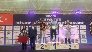 Bilek Güreşinde Şampiyon Kahramanmaraş’tan...