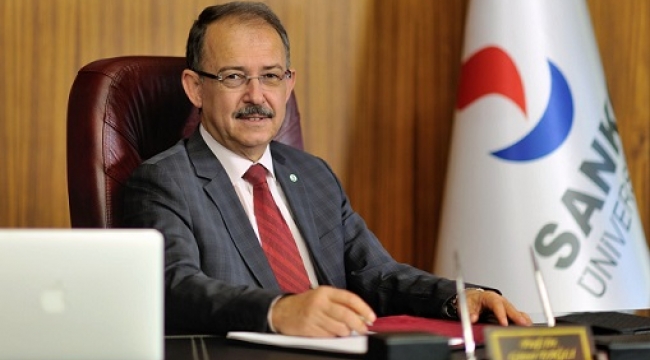 Hekimlere ve sağlık çalışanlarına minnet borcumuz var...