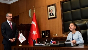 TEMSİLİ BAŞKAN HURİYE NAZ BAYRAM OLDU..