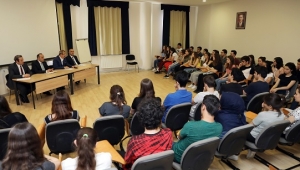 hangi mesleği seçerseniz seçin, o meslekle yapay zekâ teknolojisini nasıl birleştireceğinizi bilin..