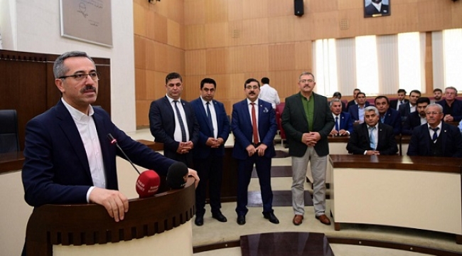 HERKESİN BÜYÜKŞEHİR BELEDİYE BAŞKANIYIM..