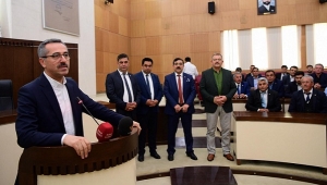 HERKESİN BÜYÜKŞEHİR BELEDİYE BAŞKANIYIM..