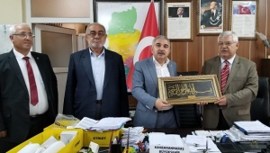 Şahin Avşaroğlu’ndan Muhtarlar Derneğine Ziyaret...