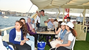 BAŞKAN OSMAN OKUMUŞ'TAN KARNE HEDİYESİ...