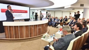 Güngör’den Yerel Yönetimler Sunumu..
