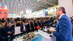 OKUMADIĞIN GÜN KARANLIKTASIN..