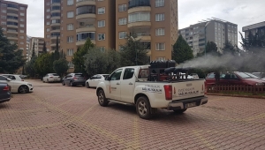 Onikişubat Belediyesinde ilaçlama devam ediyor..
