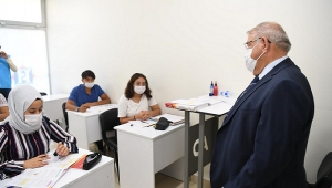 Başkan Mahçiçek, Esnafı Gezerek Uyarılarda Bulundu..