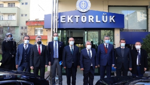 AK PARTİ MİLLETVEKİLLERİ İSTİKLAL ÜNİVERSİTESİ'Nİ ZİYARET ETTİ..