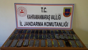 Kaçak cep telefonu ele geçirildi..