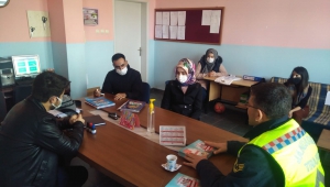 Jandarma’dan öğrencilere trafik semineri