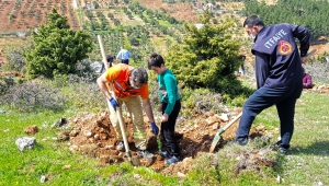 Ateş Tutan Eller Can Suyu Olacak