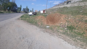 Ehliyetsiz sürücü otomobiliyle takla attı: 1 yaralı