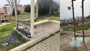 Kahramanmaraş’ta otobüs duraklarına zarar veren 3 kişi yakalandı