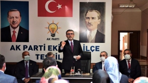 Nasıl olsa bu yalana inanacak birileri çıkar..