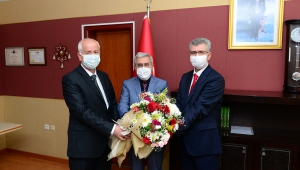 Ziraat Fakültesi Dekanlığına Prof. Dr. Galip Bakır Atandı