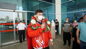 Büyükşehir’li Sporcuların Avrupa Karnesi: 5 Madalya!