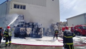 Kahramanmaraş’ta fabrikada yangın korkuttu