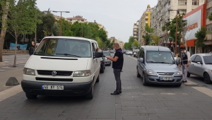 Kahramanmaraş tüm araçlar tek tek kontrol ediliyor