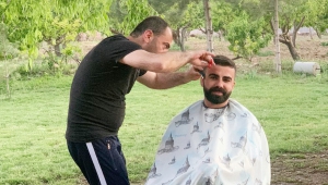 Yaşa ki Neler Göresin! Türk İşi Bir Tıraş Hikayesi!