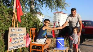 Afşin'de 6.Sınıf Öğrencisi Yangından etkilenenler için Limonata satıyor!