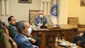 Milletvekili Sezal’dan Rektör Özgül’e ziyaret