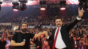 Kahramanmaraş’ta ‘Türk Gençliğine Sesleniş’ konseri..