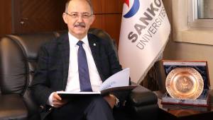 “2022 Tüm Beklentilerimizin Gerçekleştiği, Umutlarımızın Yerini Bulduğu Bir Yıl Olsun”