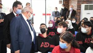 Başkan Mahçiçek, Bilginizle ve Özgüveninizle Ülkenin Geleceğine Damga Vuracaksınız