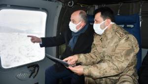 Kahramanmaraş'ta jandarmadan helikopter destekli trafik denetimi.