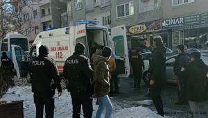 Kahramanmaraş'ta sundurma anneanne ve torununun üzerine çöktü..