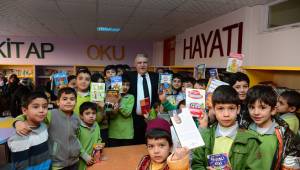 650 Binden fazla kitabı Öğrencilerimizle buluşturduk...