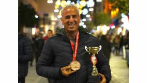 Sabırtaşı Mustafa Topçuoğlu'ndan azmin zaferi..