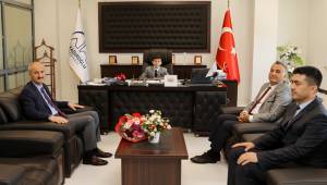 Başkan Okay Makamını 6.Sınıf Öğrencisi Ramazan Kurt’ta Devretti