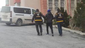 10 yıl 4 ay kesinleşmiş hapis cezasıyla aranan şüpheli polis ekiplerinden kaçamadı
