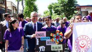 Engel olmayalım, destek olalım..