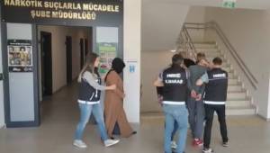 Uyuşturucu ticareti yapan 3 kişi tutuklandı..