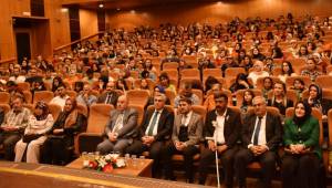 Yazar Vakkasoğlu Ailenin Önemini Anlattı
