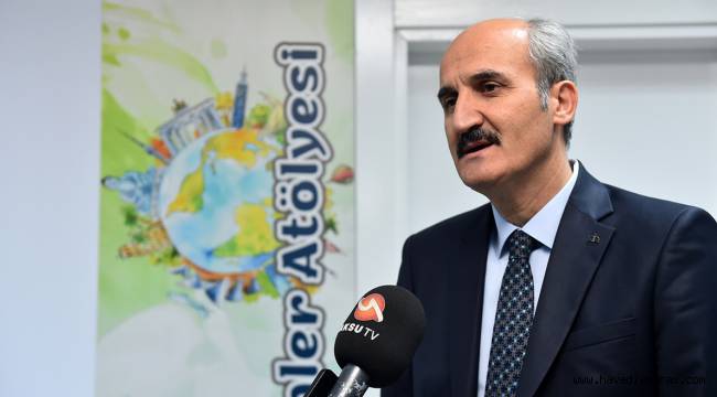 Dulkadiroğlu Gençlik Merkezi, kurs ve faaliyetlerle gençlerin ilgisini çekmeye devam ediyor