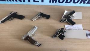 Kahramanmaraş’ta 17 şüpheli şahıstan, 19 adet silah ele geçirildi